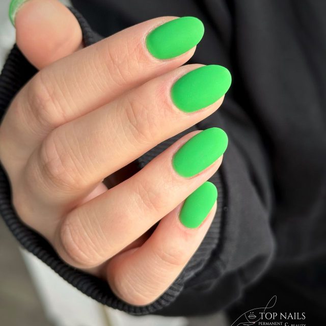 Neongrüne Nägel – Top Nails Bautzen
