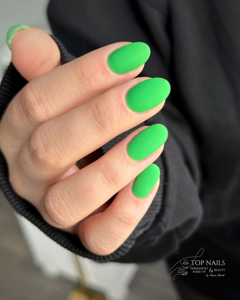 Neongrüne Nägel – Top Nails Bautzen