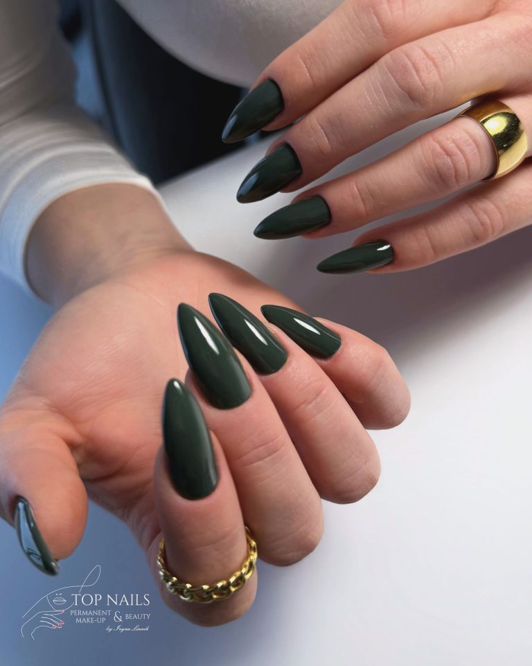 Dunkelgrüne Mandelnägel – Top Nails Bautzen