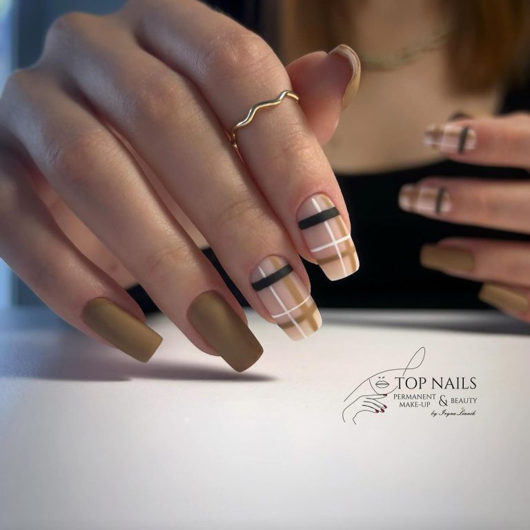 Braunes Karo-Design – Top Nails Bautzen