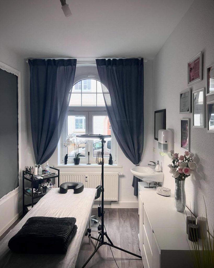 Behandlungsraum für Permanent Make-up
